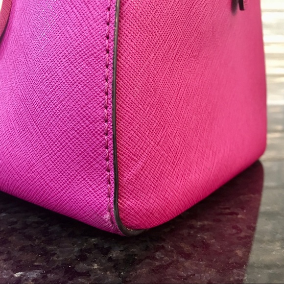 Michael Kors fuchsia purse - Picture 6 of 8